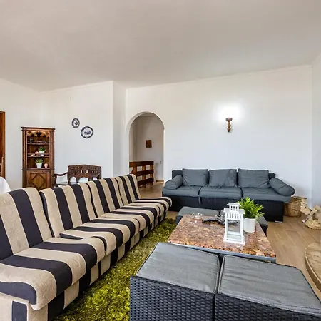 Lima Villa *